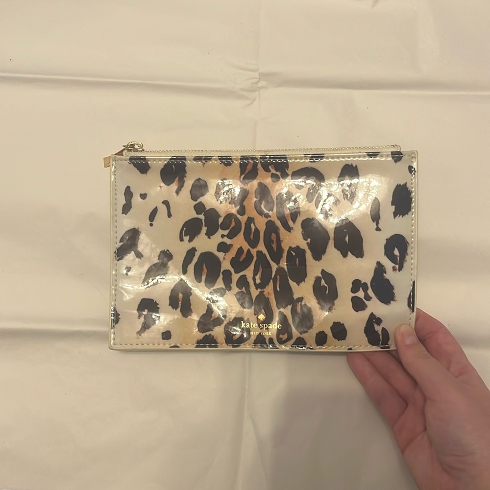 KATE SPADE POUCH